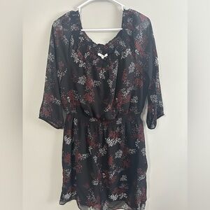 NWT floral Maurice’s knee-length dress, sleeves Size Large